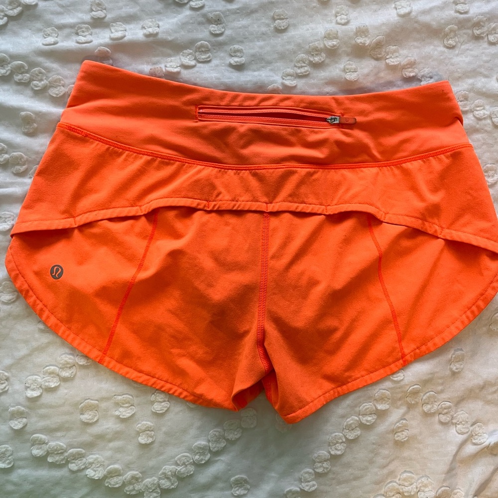 Lululemon speed up shorts. Size 4, 2.5 in inseam. Great condition